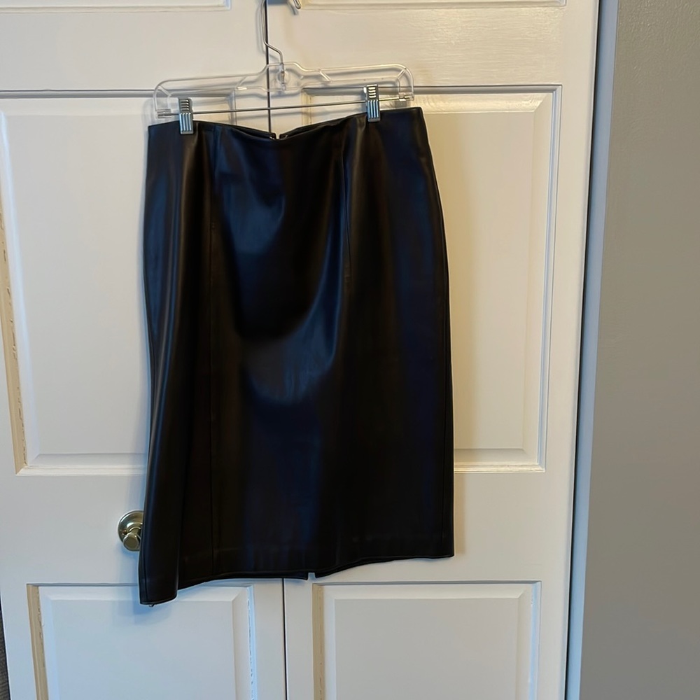 Brown faux leather pencil skirt